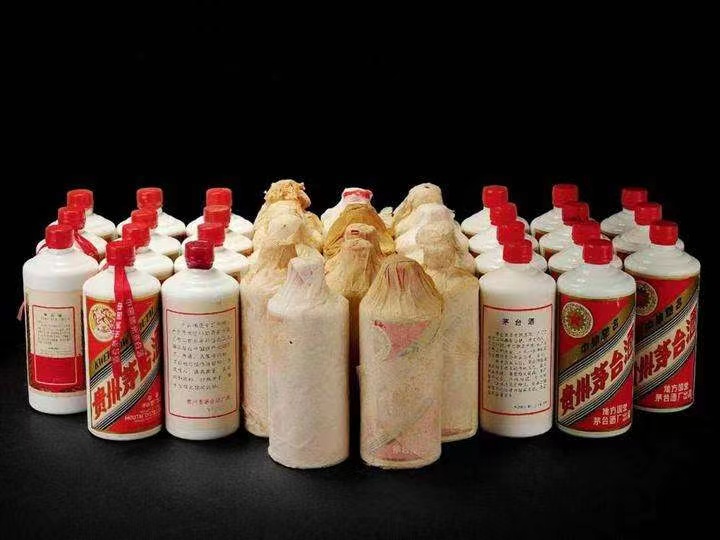 塔城日照岚山回收酒价格哪里回收(附近上门回收茅台酒）?