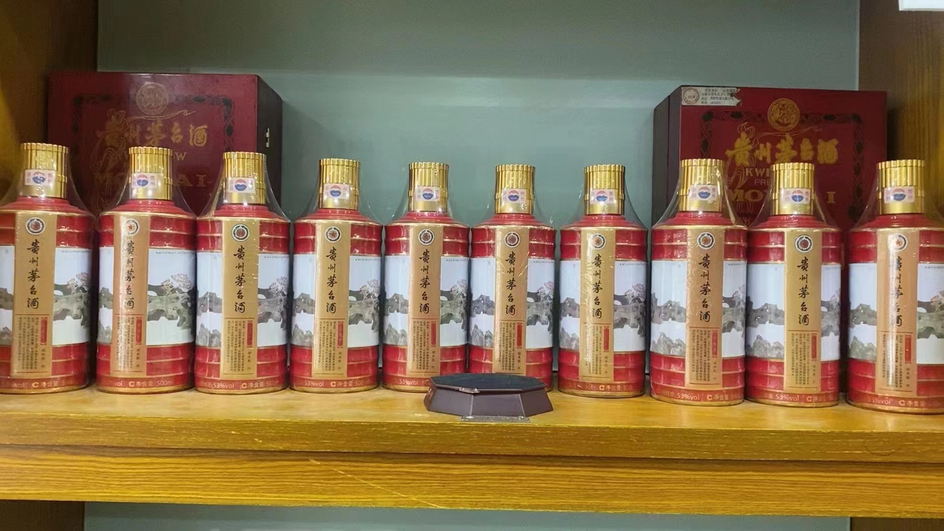 塔城回收50年茅台礼盒多少钱（最新更新行情）